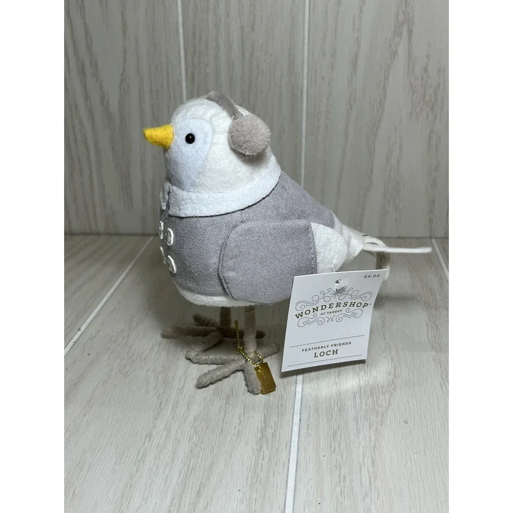 Wondershop Featherly Friends Loch Bird Figure tan earmuffs Gray coat 2023 Xmas